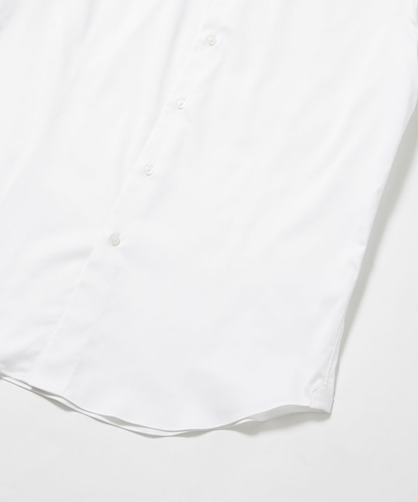 コンフォータブル　ドレスセミワイドシャツ　半袖