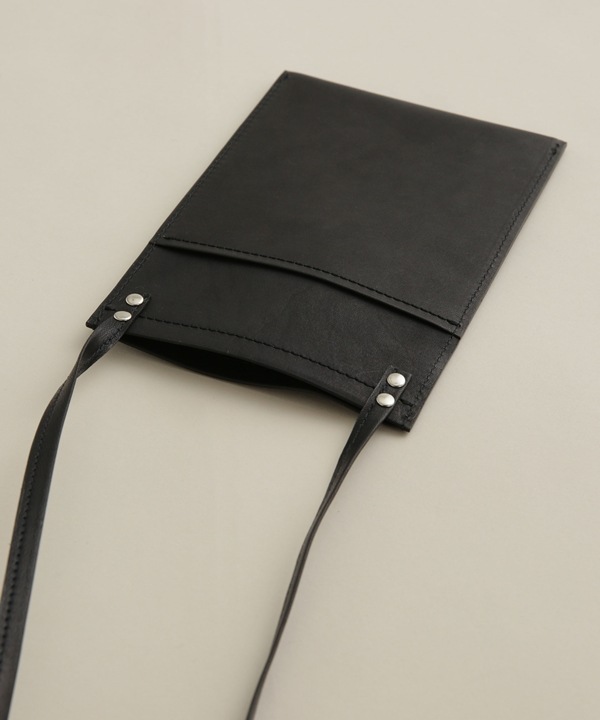 LEATHER NECK POUCH