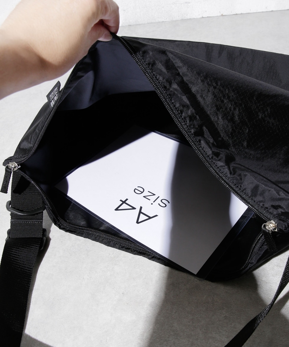 RIP STOP NYLON MESSENGER BAG / ブラック | 6703232064 | ナノ