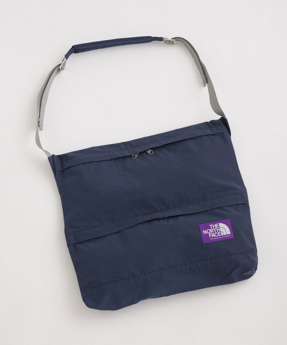 Field Shoulder Bag