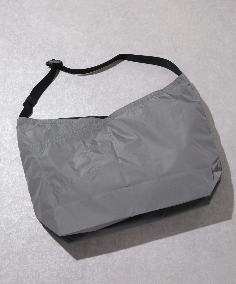 AZUMA SHOULDER BAG L / グレー | 6703232070 | ナノ・ユニバース公式