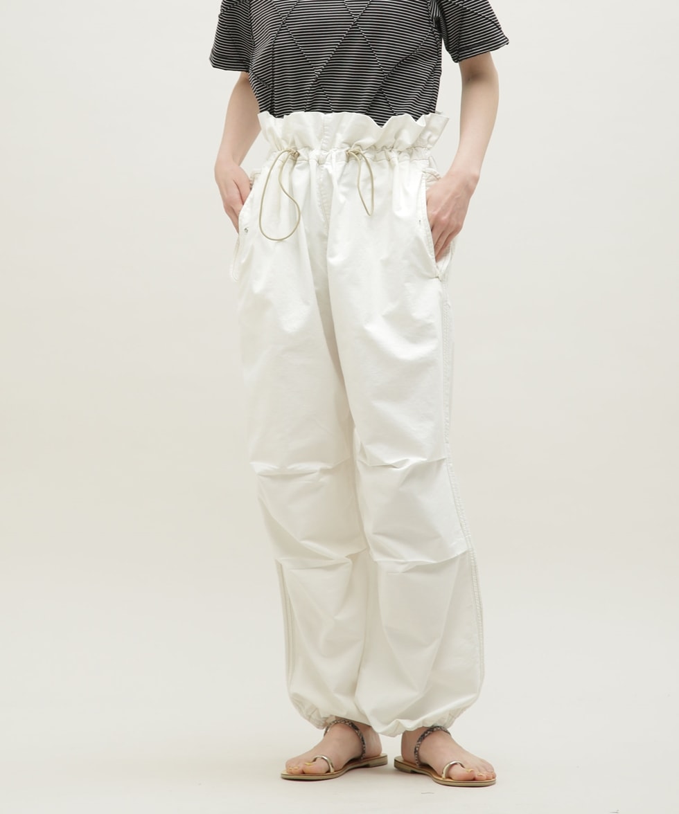 PARACHUTE EASY PANTS / ブラック | 6713127068 | ナノ・ユニバース